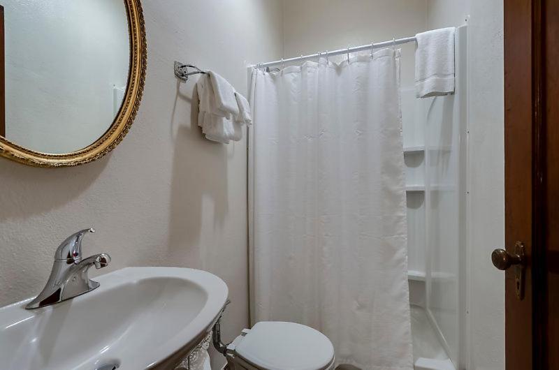 Ryan Hotel Wallace Εξωτερικό φωτογραφία