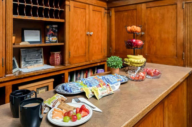 Ryan Hotel Wallace Εξωτερικό φωτογραφία