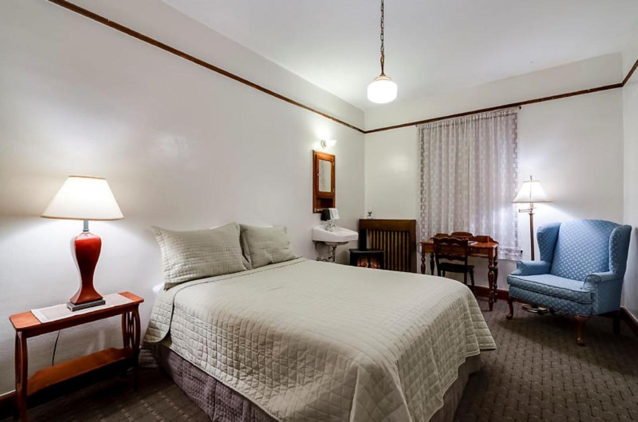 Ryan Hotel Wallace Εξωτερικό φωτογραφία