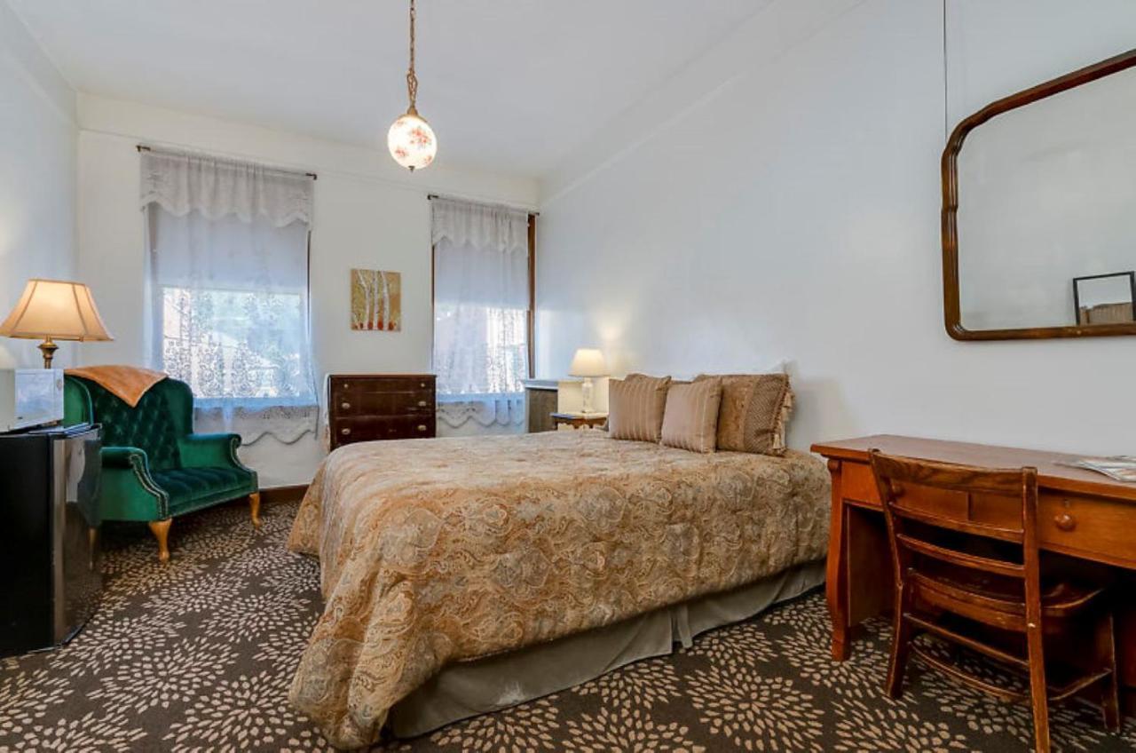Ryan Hotel Wallace Εξωτερικό φωτογραφία